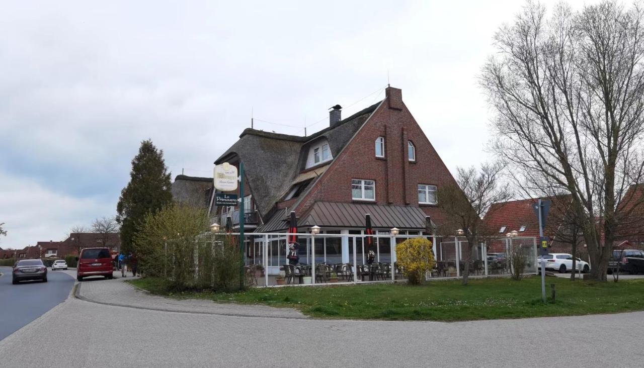 Schaake Hooksiel - Charmante Reetdachwohnung & Kostenfreier Parkplatz Kültér fotó
