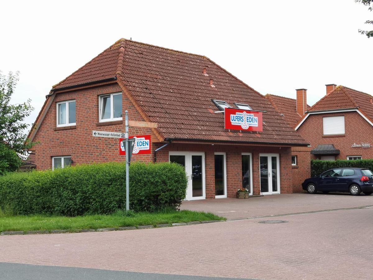 Schaake Hooksiel - Charmante Reetdachwohnung & Kostenfreier Parkplatz Kültér fotó